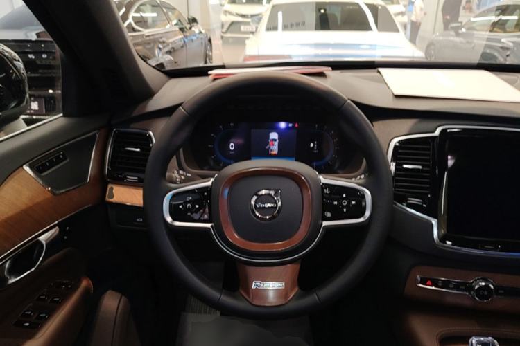Used Volvo XC90 2023 B6 Zhiyi Luxury Edition 7-Seater Steering Wheel
