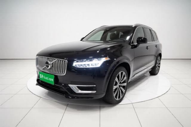 Ojetý Volvo XC90 2023 B6 Zhiyi Luxury Edition 7-Seater