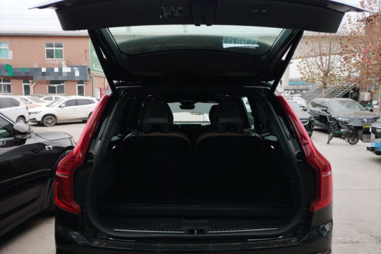 Used Volvo XC90 2023 B6 Zhiya Luxury 7-Seater Trunk
