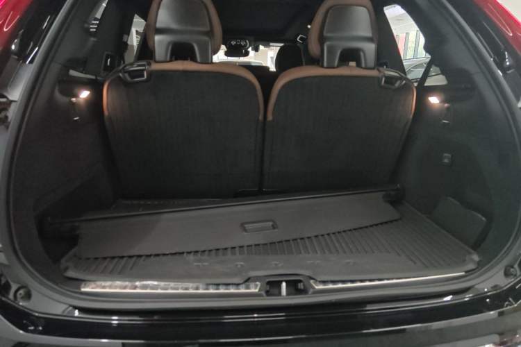 Used Volvo XC90 2023 B5 SmartDrive Luxury Edition 7 Seats Trunk