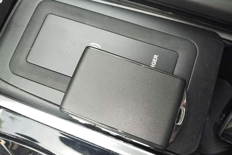 Used Volvo XC90 2023 B6 Zhiyi Luxury Edition 7-Seater Vehicle Key