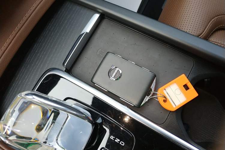 Used Volvo XC90 2023 B6 Zhiya Luxury 7-Seater Vehicle Key