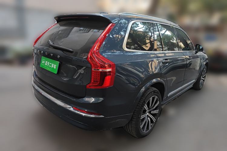 Used Volvo XC90 2023 B5 SmartDrive Luxury Edition 5 Seats Rear Right 45 Deg