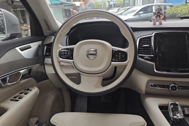 Used Volvo XC90 2023 B6 Zhiya Luxury 7-Seater Steering Wheel