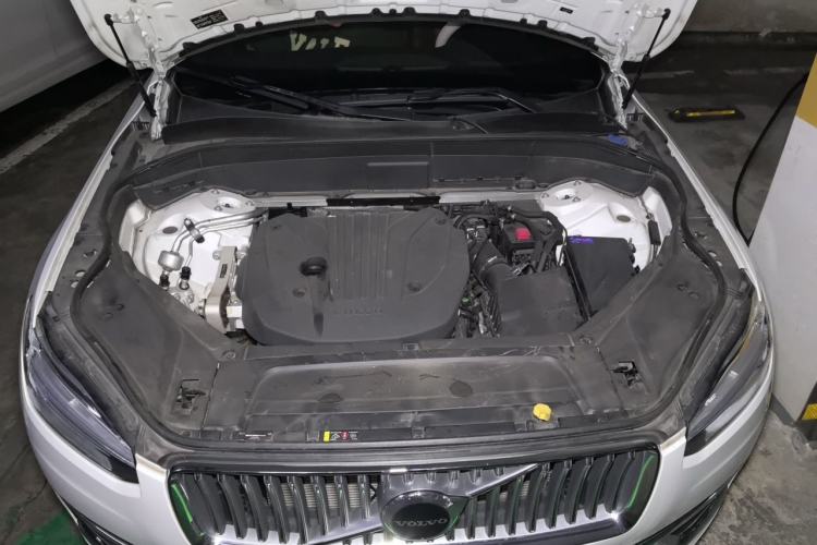 Used Volvo XC90 2023 B5 SmartDrive Luxury Edition 5 Seats Engine Bay