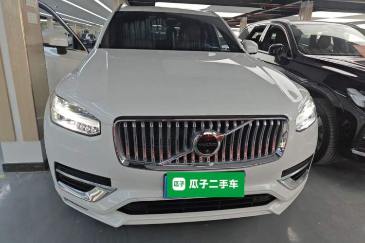 Used Volvo XC90 2023 B6 Zhiya Luxury 7-Seater Front