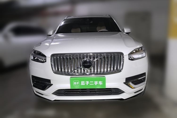 Used Volvo XC90 2023 B5 SmartDrive Luxury Edition 5 Seats Front