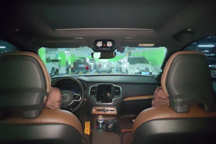 Used Volvo XC90 2023 B5 SmartDrive Luxury Edition 5 Seats Headliner