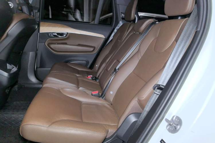 Used Volvo XC90 2023 B5 SmartDrive Luxury Edition 5 Seats Left Rear Seat