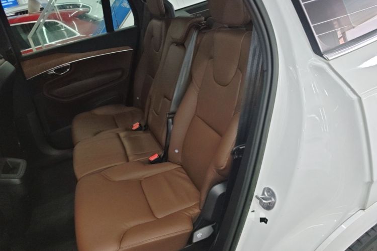 Used Volvo XC90 2023 B5 SmartDrive Luxury Edition 5 Seats Left Rear Seat
