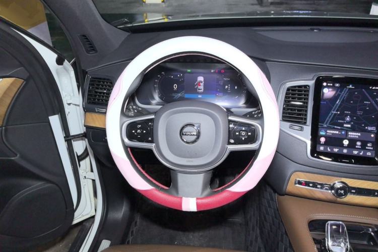 Used Volvo XC90 2023 B5 SmartDrive Luxury Edition 5 Seats Steering Wheel