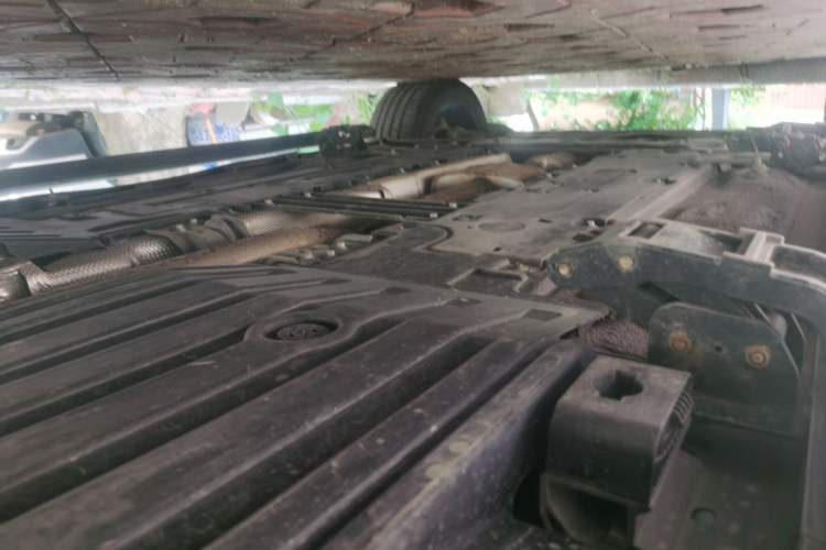 Used Volvo XC90 2024 B6 Zhiya Luxury 7-Seater Chassis Rear Left