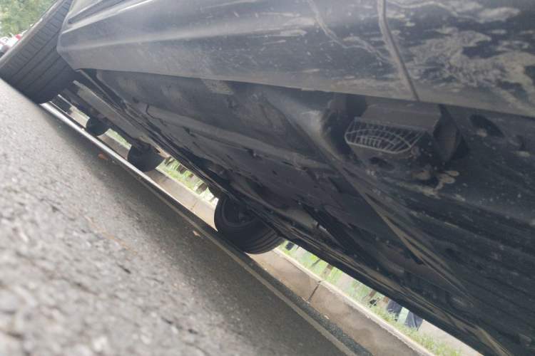 Used Volvo XC90 2024 B6 Zhiyi Luxury 7-Seater Chassis Rear Left