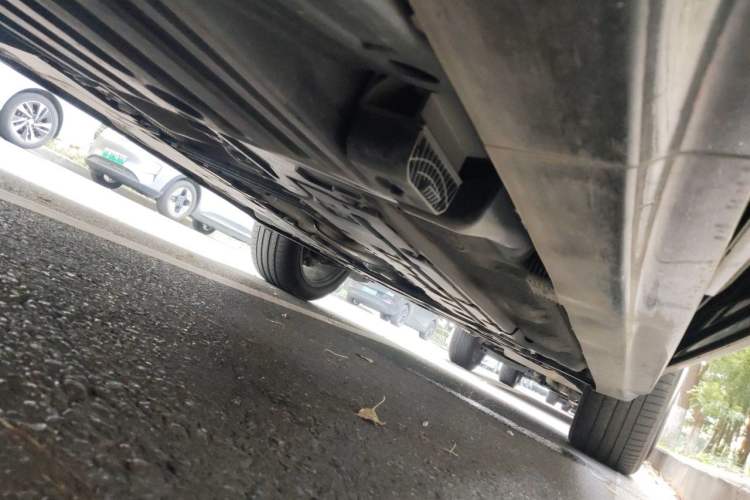 Used Volvo XC90 2024 B6 Zhiyi Luxury 7-Seater Chassis Rear Right