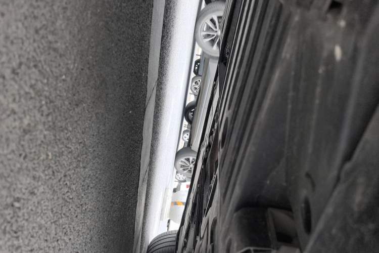 Used Volvo XC90 2024 B6 Zhiyi Luxury 7-Seater Chassis Rear Right