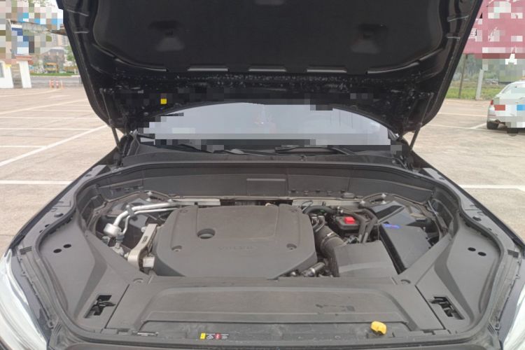 Used Volvo XC90 2024 B6 Zhiyi Luxury 7-Seater Engine Bay