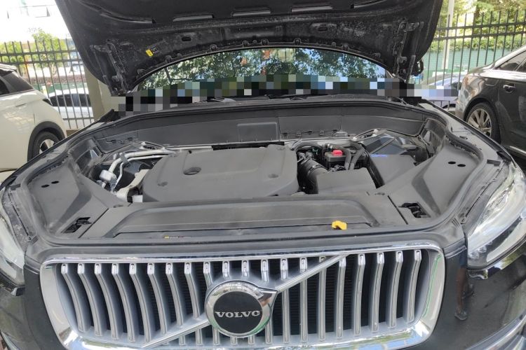 Used Volvo XC90 2024 B6 Zhiyi Luxury 7-Seater Engine Bay