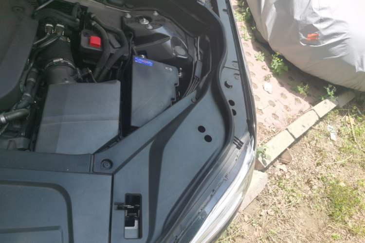 Used Volvo XC90 2024 B6 Zhiya Luxury 7-Seater Engine Bay Left