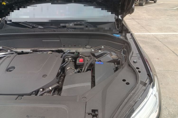 Used Volvo XC90 2024 B6 Zhiyi Luxury 7-Seater Engine Bay Left