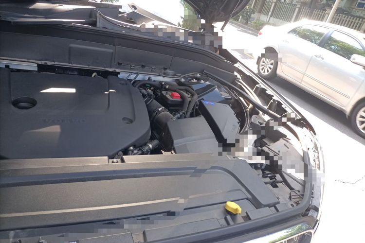 Used Volvo XC90 2024 B6 Zhiya Luxury 7-Seater Engine Bay Left