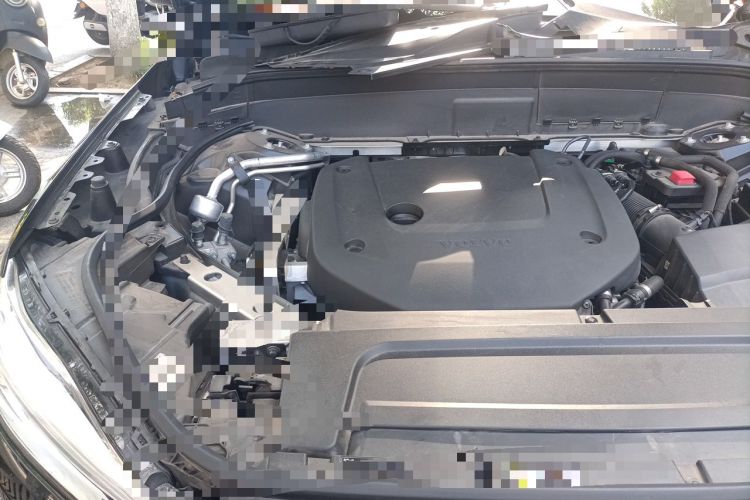 Used Volvo XC90 2024 B6 Zhiya Luxury 7-Seater Engine Bay Right