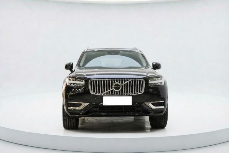Used Volvo XC90 2024 B5 SmartDrive Luxury Edition 5 Seats Exterior 1