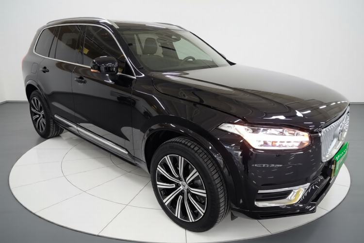 Used Volvo XC90 2024 B5 SmartDrive Luxury Edition 5 Seats Exterior 2