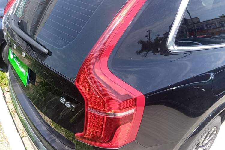 Used Volvo XC90 2024 B6 Zhiyi Luxury 7-Seater Exterior 3