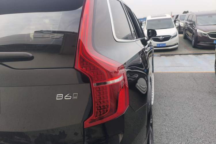 Used Volvo XC90 2024 B6 Zhiya Luxury 7-Seater Exterior 3