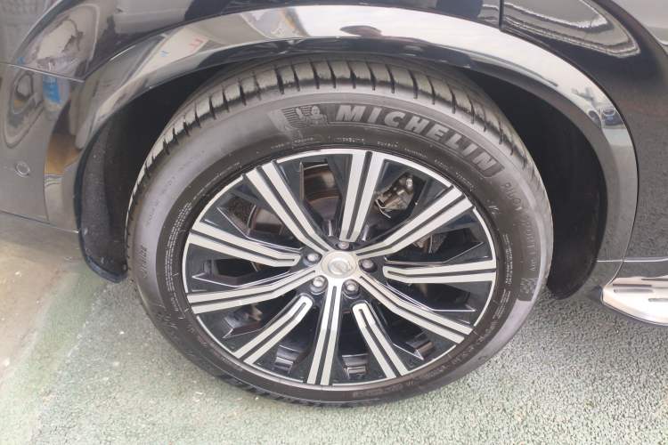 Used Volvo XC90 2024 B6 Zhiya Luxury 7-Seater Exterior 5