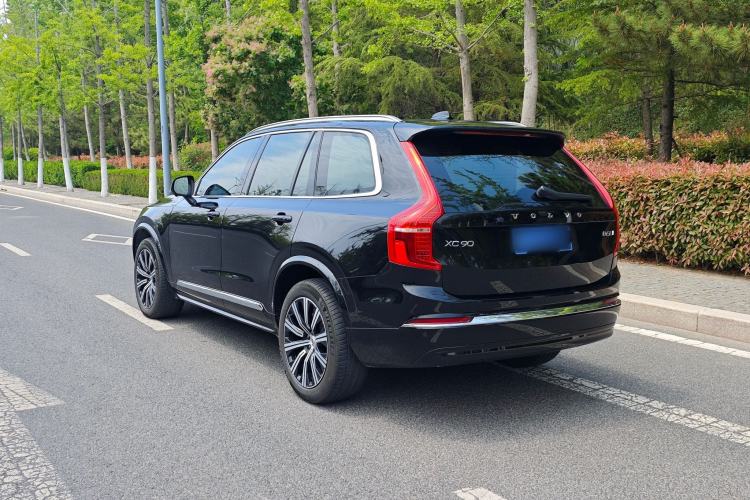 Used Volvo XC90 2024 B5 SmartDrive Luxury Edition 5 Seats Exterior 6