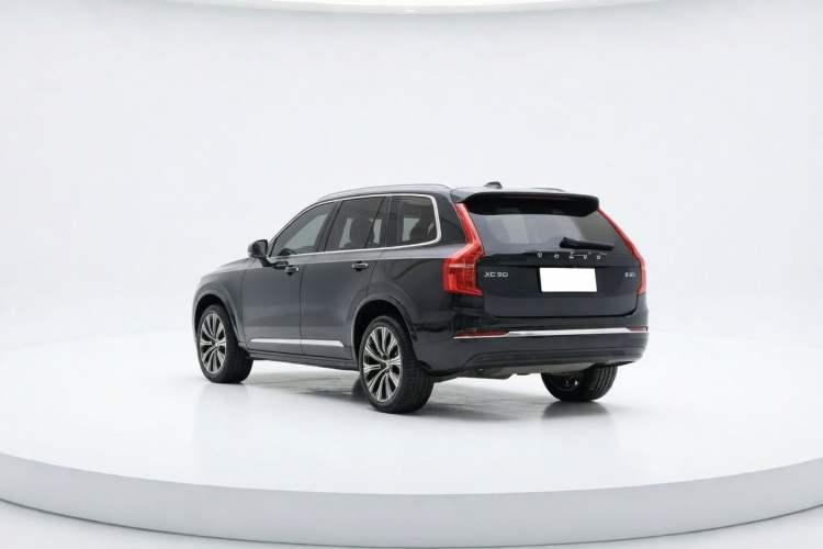 Used Volvo XC90 2024 B5 SmartDrive Luxury Edition 5 Seats Exterior 7