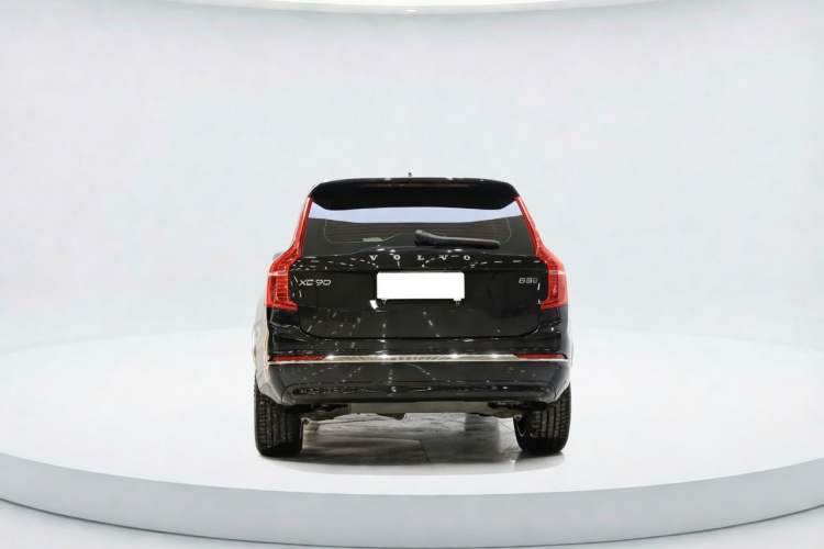 Used Volvo XC90 2024 B5 SmartDrive Luxury Edition 5 Seats Exterior 9