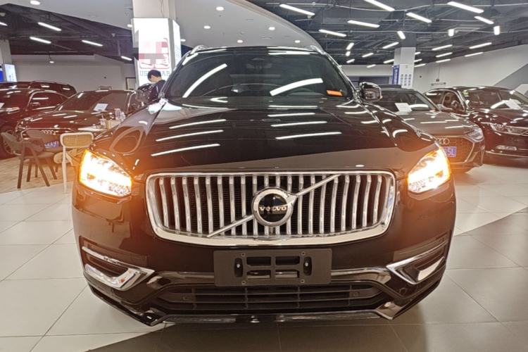 Used Volvo XC90 2024 B5 SmartDrive Luxury Edition 7-Seater Front