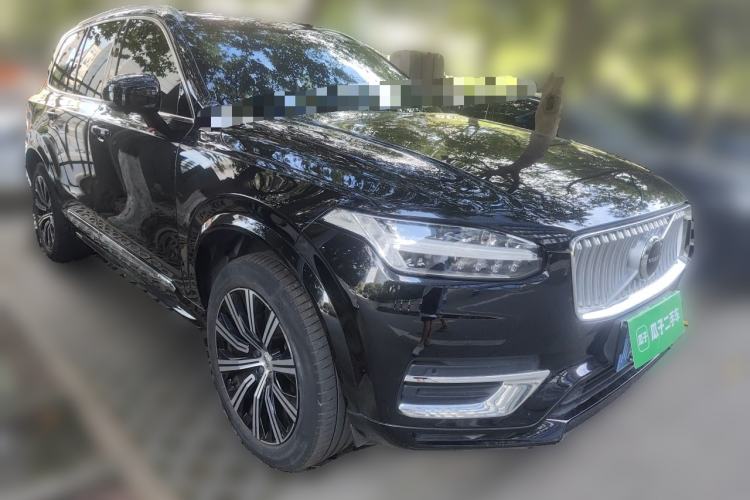 Used Volvo XC90 2024 B6 Zhiyi Luxury 7-Seater Front Right 45 Deg