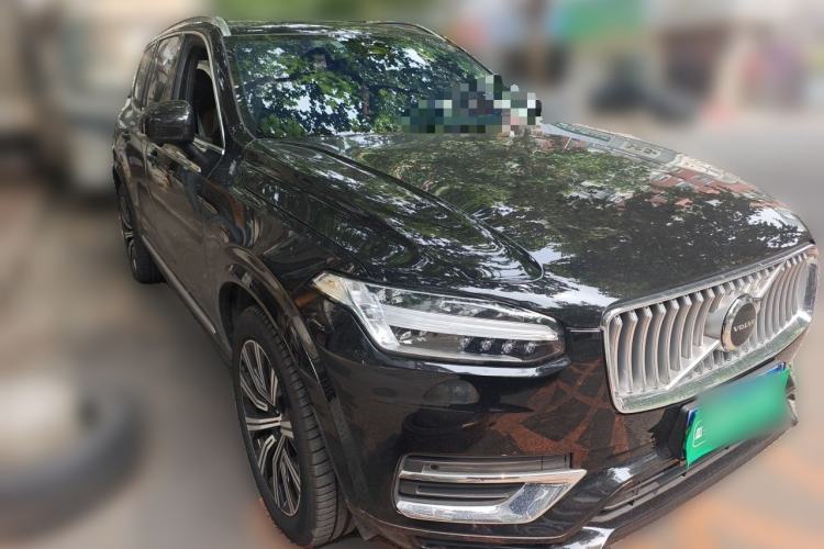 Used Volvo XC90 2024 B6 Zhiyi Luxury 7-Seater Front Right 45 Deg