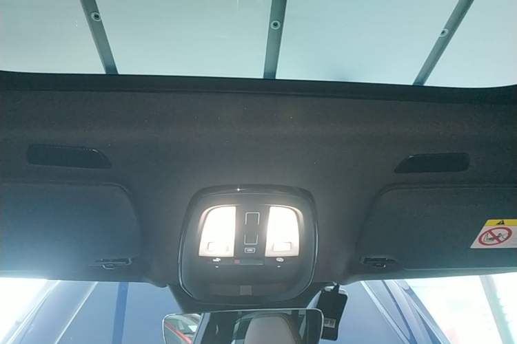 Used Volvo XC90 2024 B6 Zhiyi Luxury 7-Seater Headliner