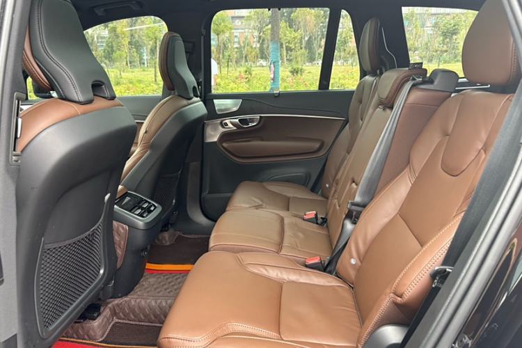 Used Volvo XC90 2024 B6 Zhiya Luxury 7-Seater Interior 15