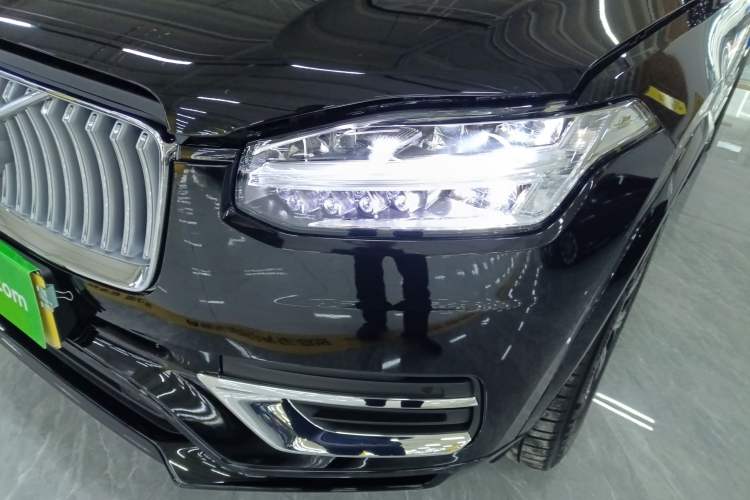 Used Volvo XC90 2024 B5 SmartDrive Luxury Edition 5 Seats Left Front Headlight