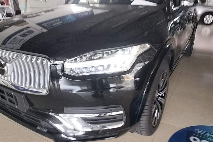 Used Volvo XC90 2024 B5 SmartDrive Luxury Edition 5 Seats Left Front Headlight