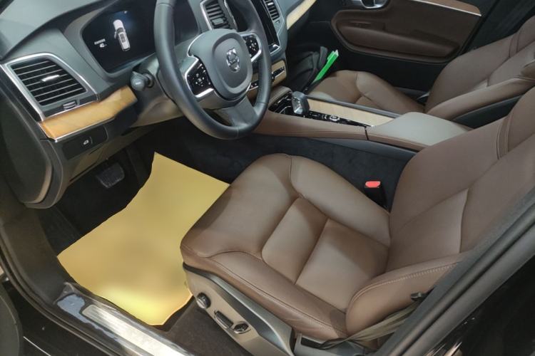 Used Volvo XC90 2024 B5 SmartDrive Luxury Edition 5 Seats Left Front Seat