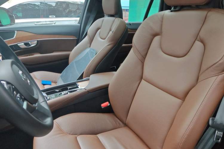 Used Volvo XC90 2024 B6 Zhiyi Luxury 7-Seater Left Front Seat
