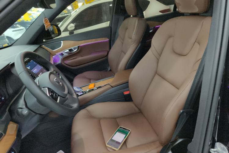 Used Volvo XC90 2024 B5 SmartDrive Luxury Edition 7-Seater Left Front Seat