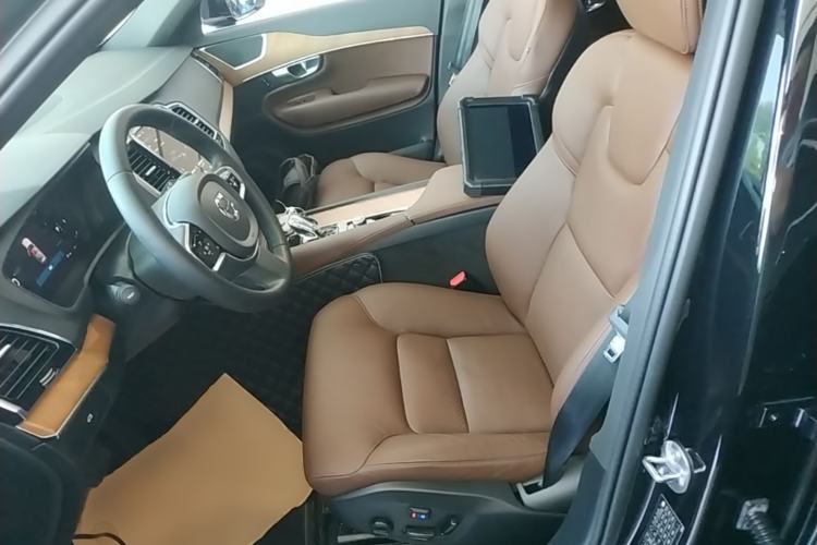 Used Volvo XC90 2024 B6 Zhiyi Luxury 7-Seater Left Front Seat