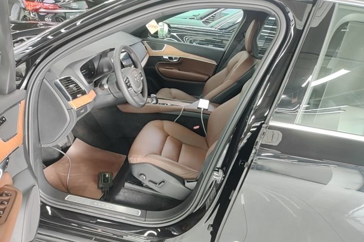 Used Volvo XC90 2024 B6 Zhiyi Luxury 7-Seater Left Front Seat