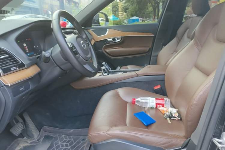 Used Volvo XC90 2024 B6 Zhiyi Luxury 7-Seater Left Front Seat