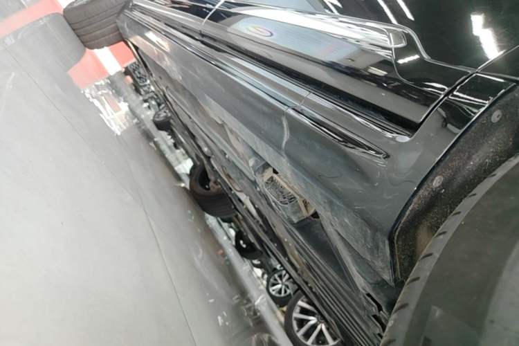 Used Volvo XC90 2024 B6 Zhiyi Luxury 7-Seater Left Side Sill