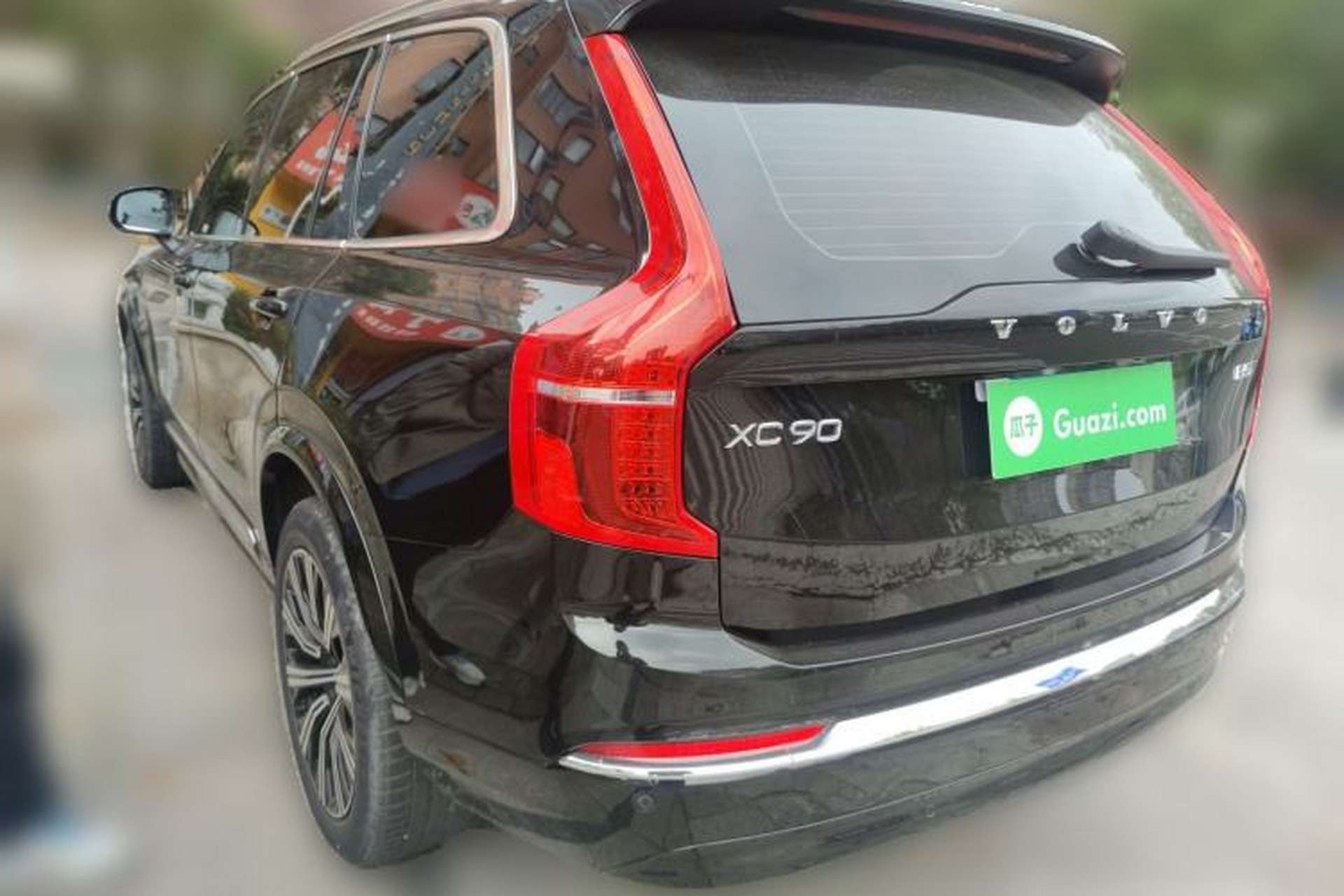 Used Volvo XC90 2024 B5 SmartDrive Luxury Edition 5 Seats Rear Left 45 Deg