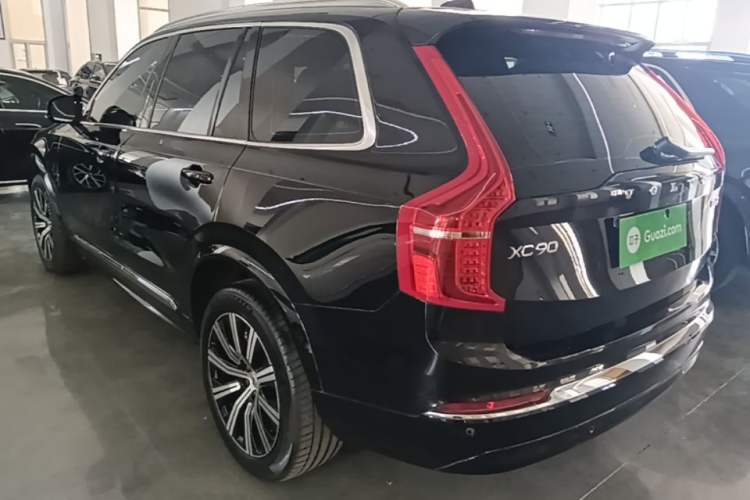 Used Volvo XC90 2024 B6 Zhiyi Luxury 7-Seater Rear Left 45 Deg