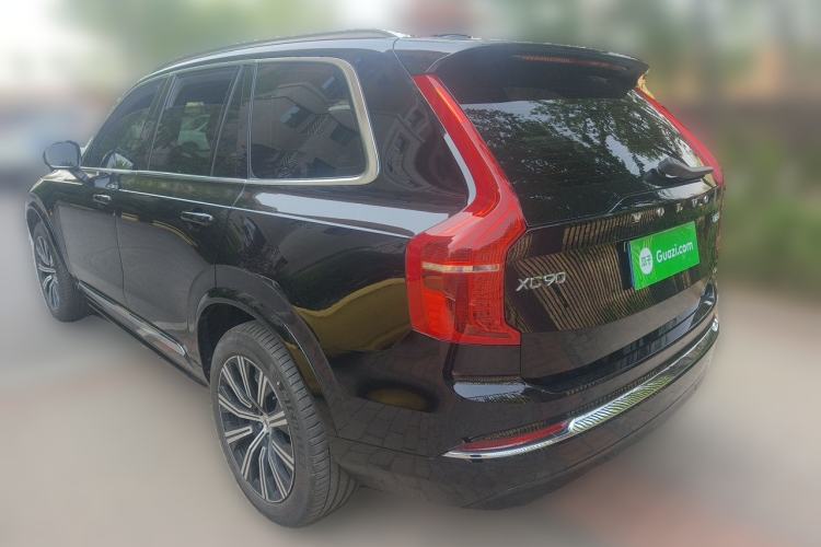 Used Volvo XC90 2024 B5 SmartDrive Luxury Edition 7-Seater Rear Left 45 Deg